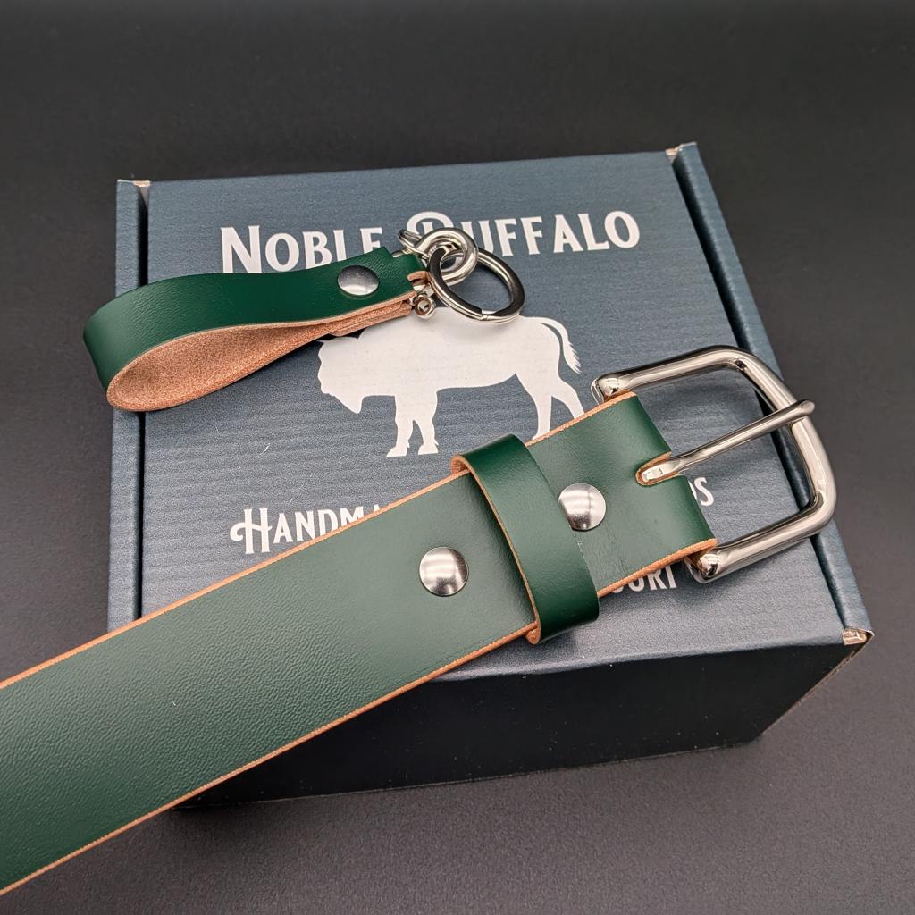 Emerald Green Leather Belt - Green costume belt, larp, renfaire, roleplay, halloween, seasonal, christmas, USA Handmade Leather Belt for Men or Women