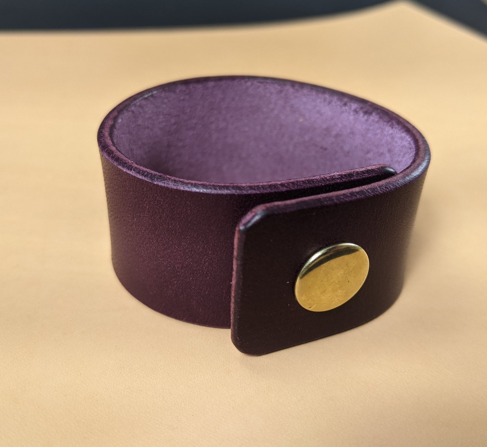 Shawl Cuff - Violet - Premium Italian Leather